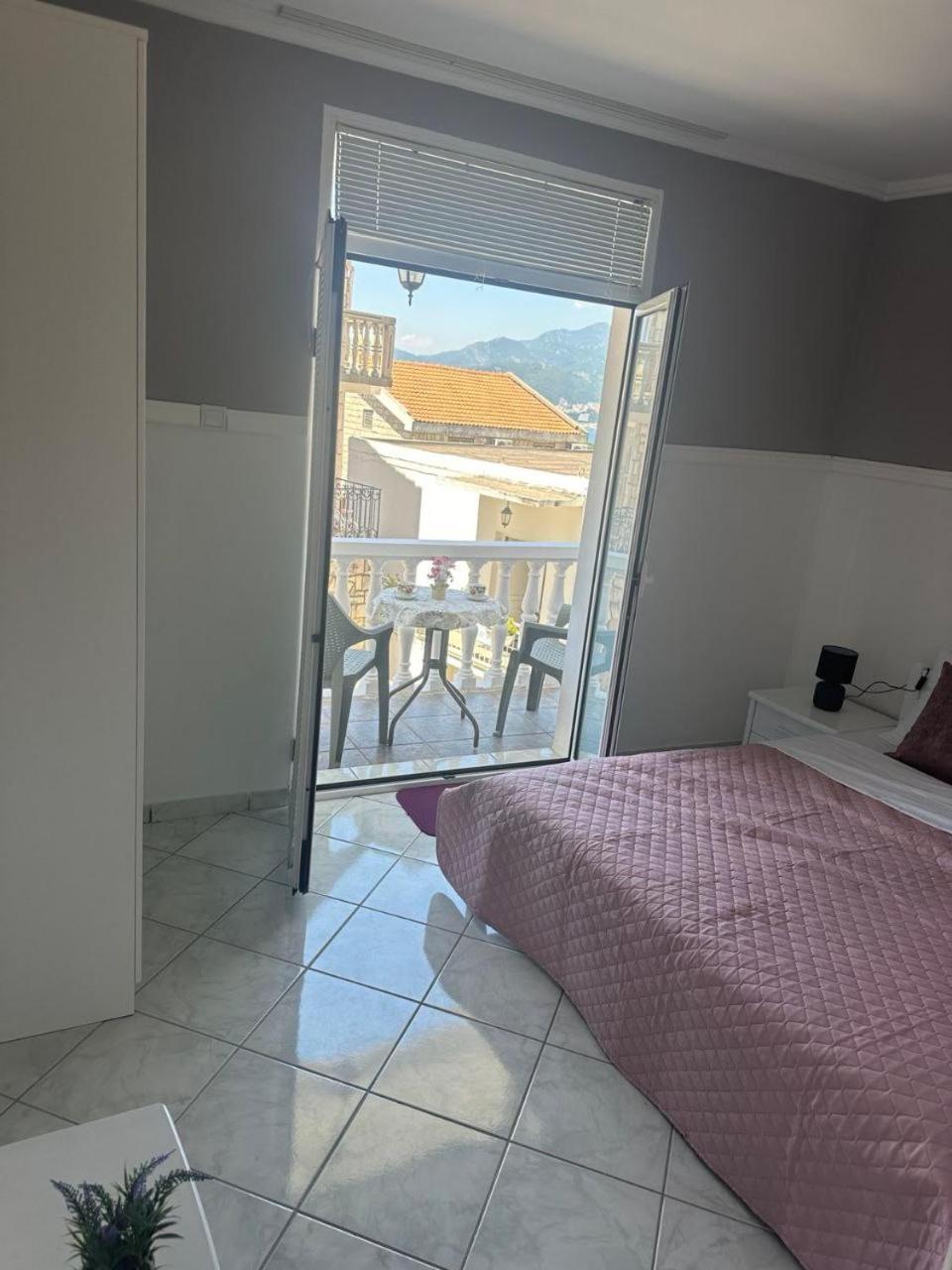 Tia Sveti Stefan Budva